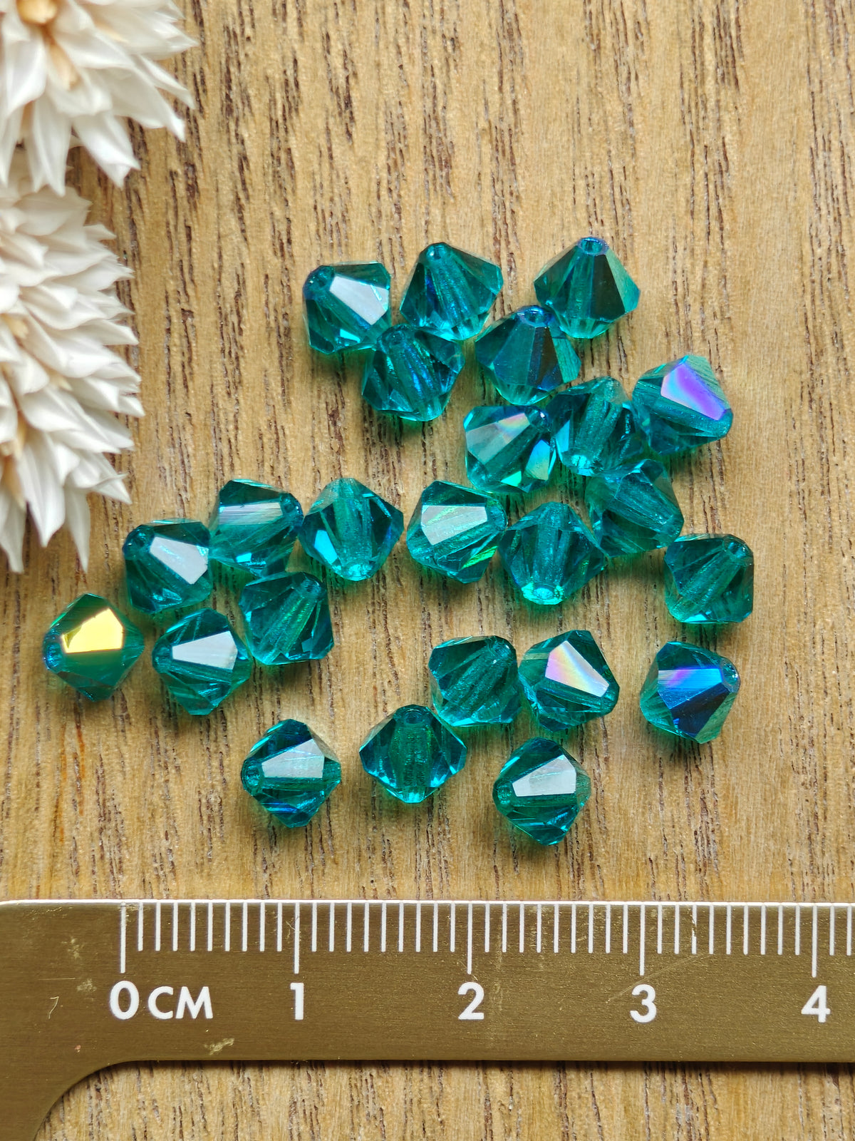 Preciosa® Bicone 6mm - Eri sävyjä 24kpl