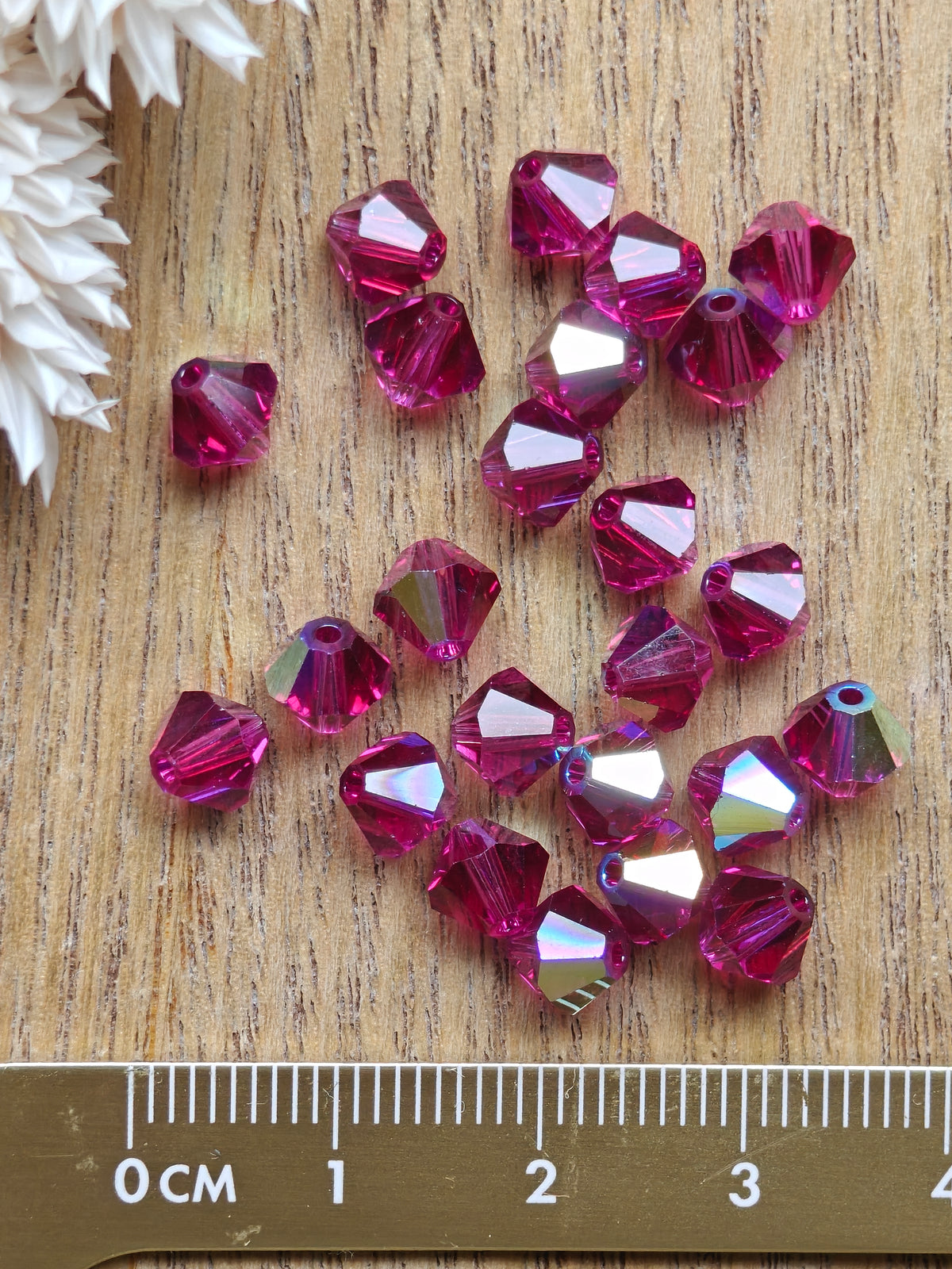 Preciosa® Bicone 6mm - Eri sävyjä 24kpl