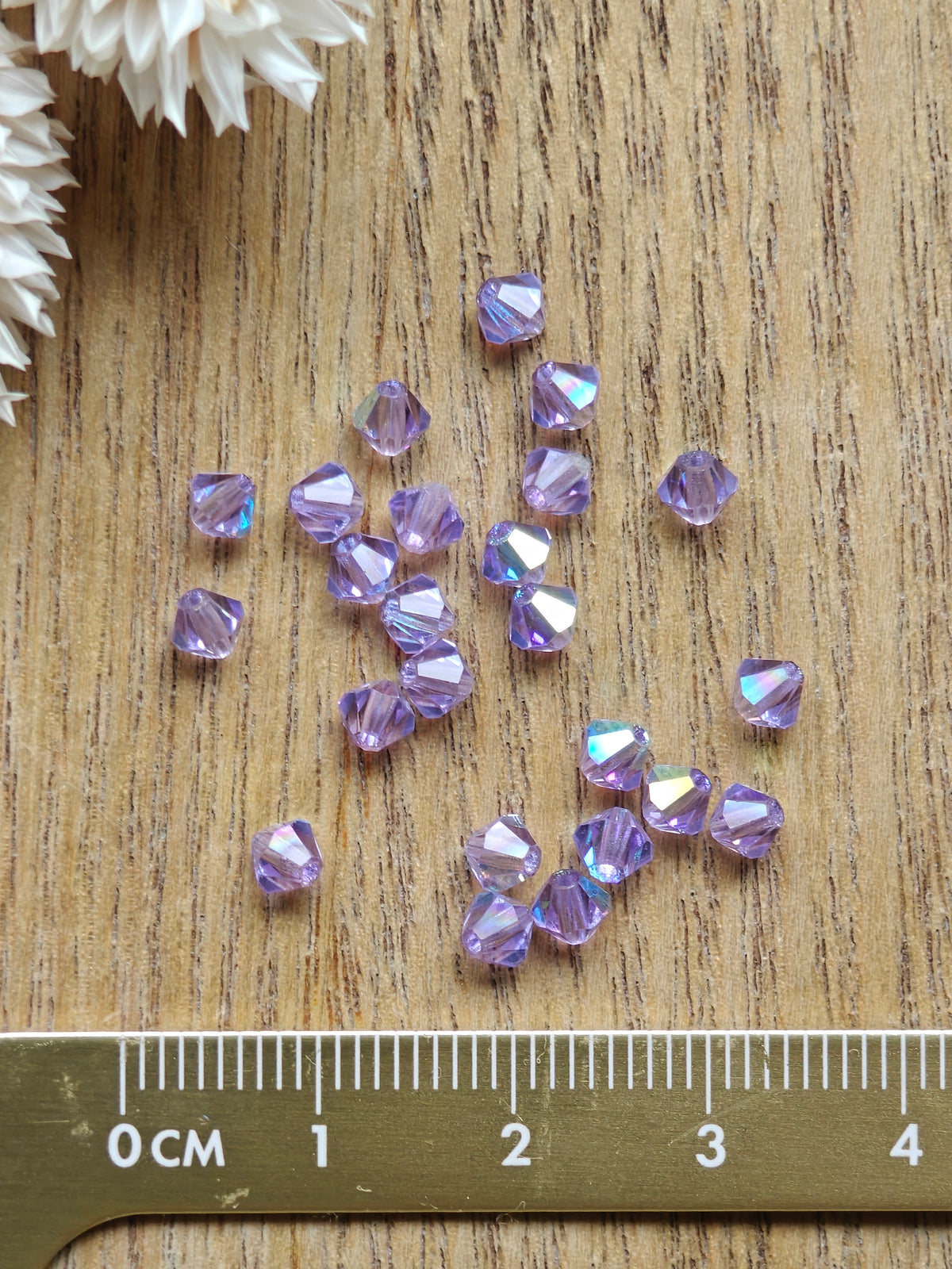 Preciosa® Bicone 4mm - Eri sävyjä 24kpl