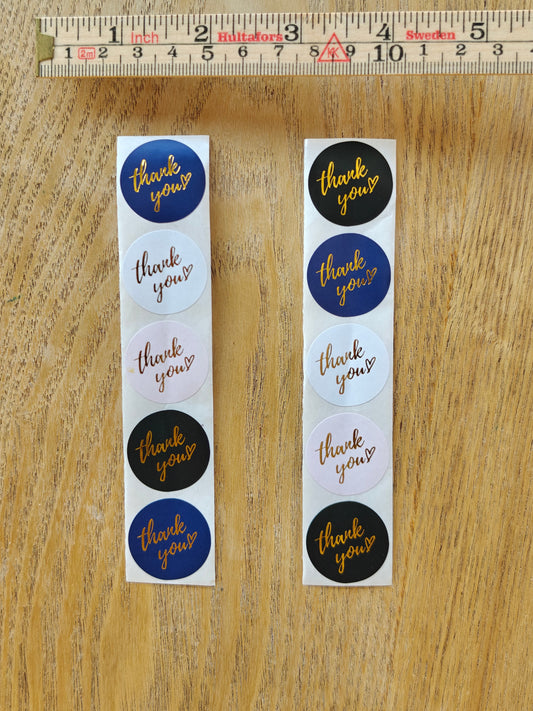 Tarra thank you tekstillä kiitoskortteihin ja pakkauksen sulkijaksi