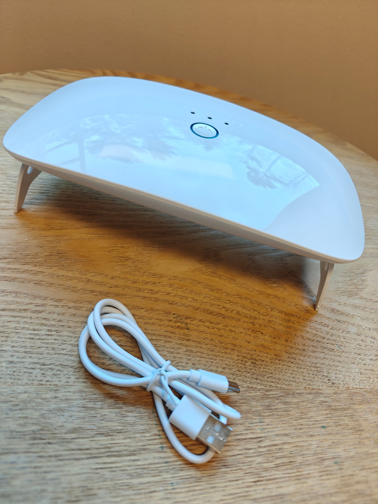 UV-lamppu Iso Akulla