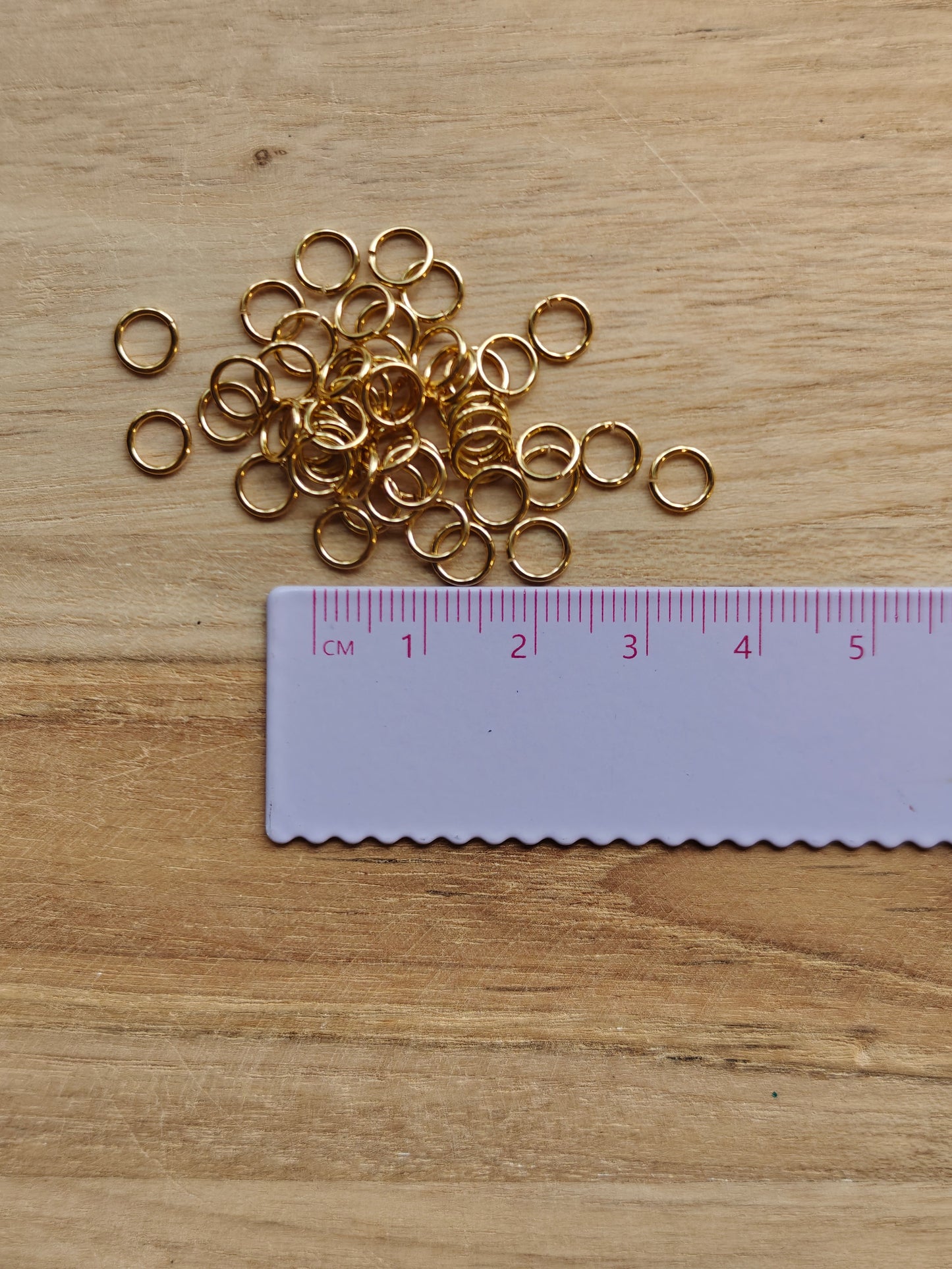 Välirengas - 6mm Kullattu kirurginteräs